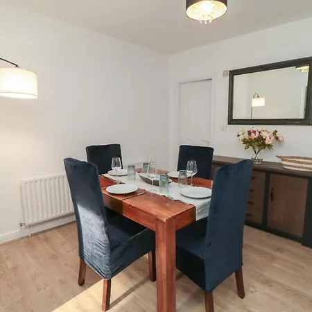 Ironstone * Lackenby