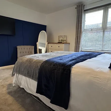 Ironstone * Lackenby